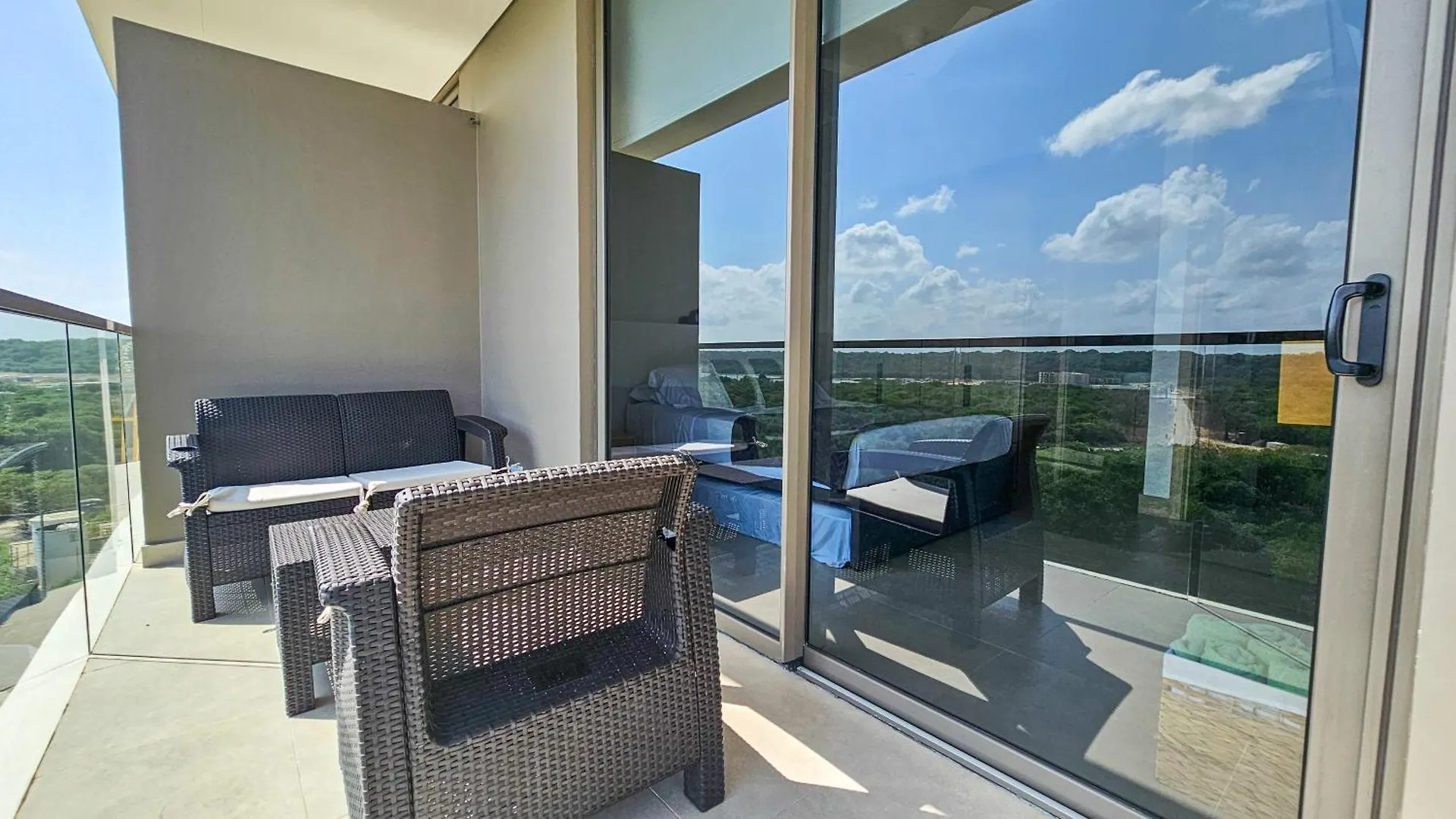 Apartamento 2 Habitaciones En Condominio Morros Zoe Cartagena Frente Al Mar 0*,  Colombia